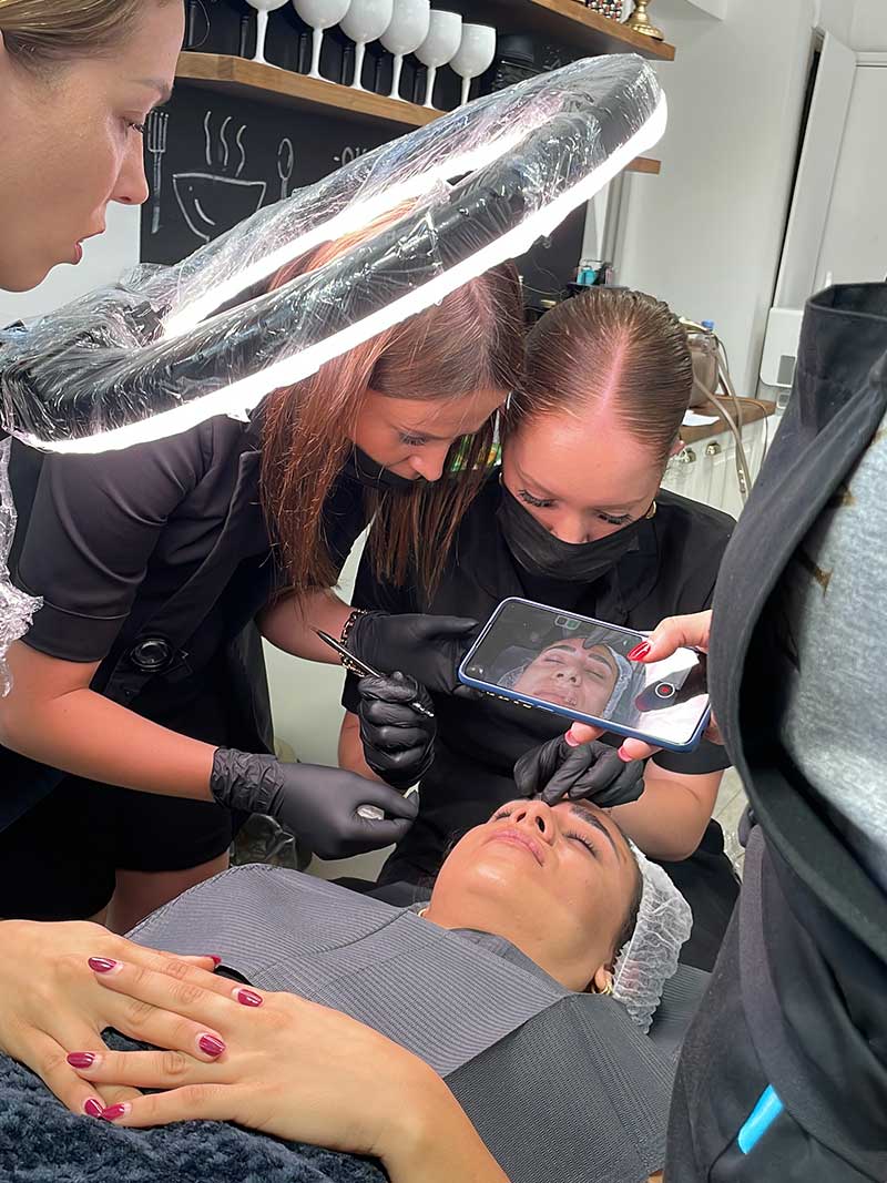 1_Microblading-Course-day-3